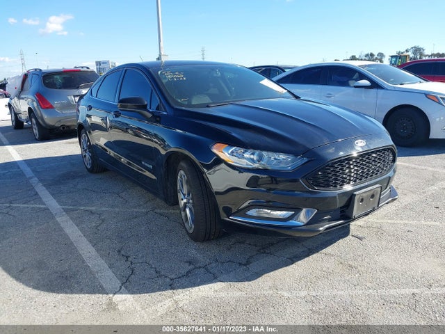 2017 3FA6P0LU9HR315420 main image