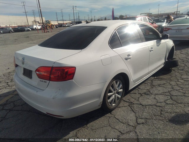 2013 VOLKSWAGEN JETTA SEDAN SE W/CONVENIENCE/SUNROOF VIN: 3VWDP7AJ4DM253514