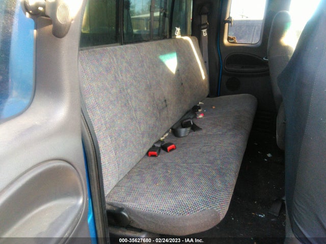Dodge RAM 1500 2000 1B7HF13Z9YJ117891 Image 9