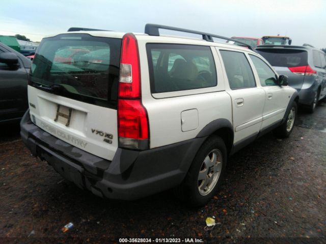 YV1SZ58D421065511 Volvo V70