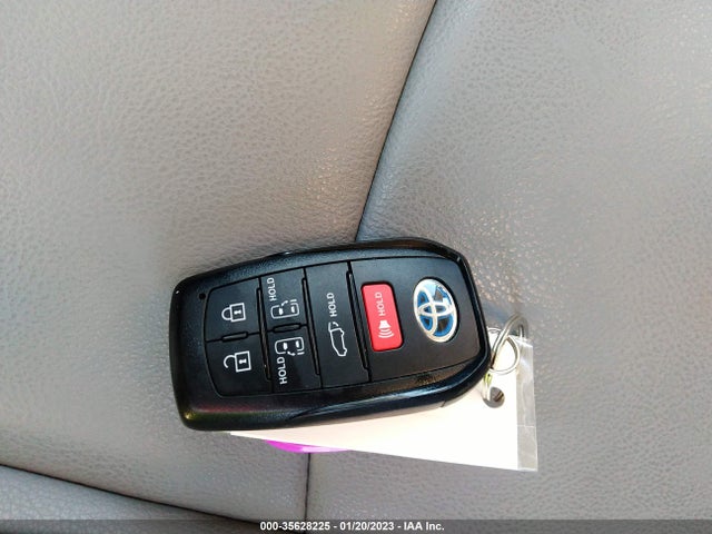 2022 Toyota Sienna, VIN: 5TDJSKFC8NS066540
