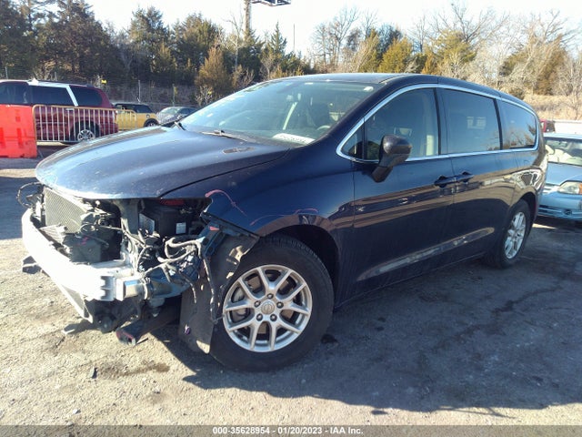 2C4RC1CGXLR131234 Chrysler Voyager Lx