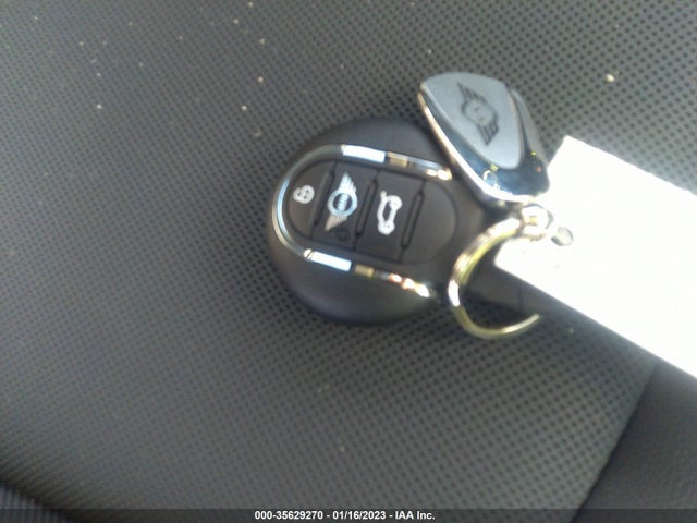 2023 Mini Hardtop, VIN: WMW33DH05P2T12049