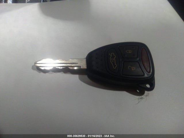 Chrysler 300 C 2006 2C3KA63HX6H449253 Image 3