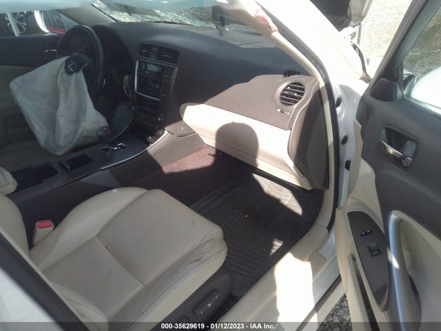 Lexus IS 250 2010 JTHBF5C21A5123357 Image 5