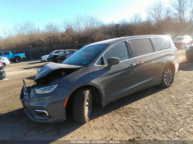 2022 Chrysler Pacifica Hybrid, VIN: 2C4RC1L72NR151254