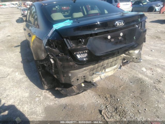 3KPF24AD5ME380432 KIA Forte Lxs