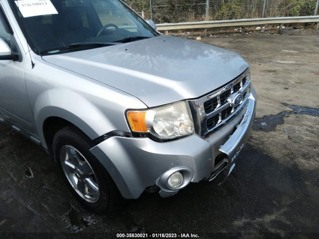 2011 FORD ESCAPE LIMITED VIN: 1FMCU0E71BKA65952