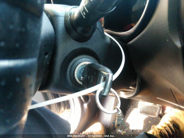 KNDJN2A26H7497365 KIA Soul Base