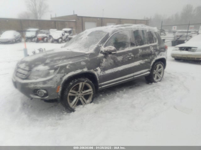 Volkswagen Tiguan 2015 WVGBV7AX3FW099672 Image 2