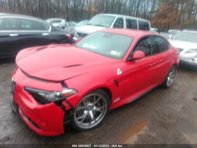 ZARFAEAV6J7564104 Alfa Romeo GIULIA QUADRIFOGLIO