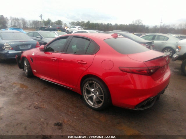 ZARFAEAV6J7564104 Alfa Romeo GIULIA QUADRIFOGLIO