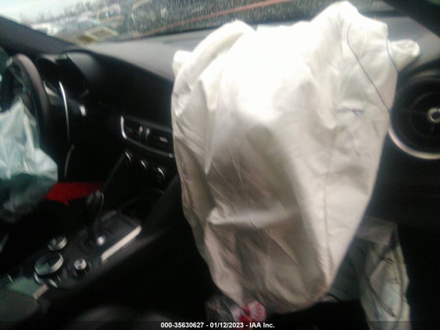 ZARFAEAV6J7564104 Alfa Romeo GIULIA QUADRIFOGLIO