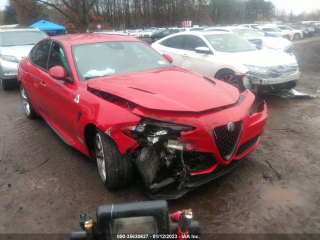 ZARFAEAV6J7564104 Alfa Romeo GIULIA QUADRIFOGLIO