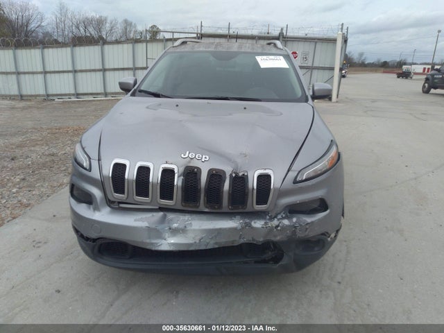 2015 Jeep Cherokee, VIN: 1C4PJLCB9FW627358