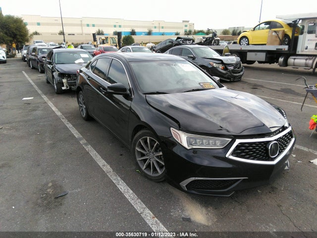 2018 Acura TLX, VIN: 19UUB1F3XJA008669