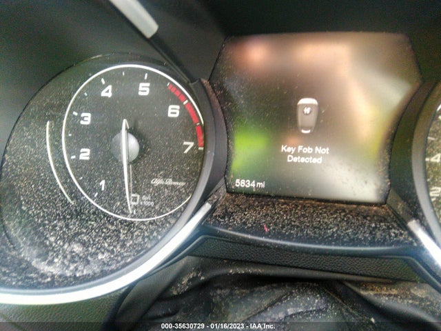 ZASPAKBN2N7D42460 Alfa Romeo STELVIO TI