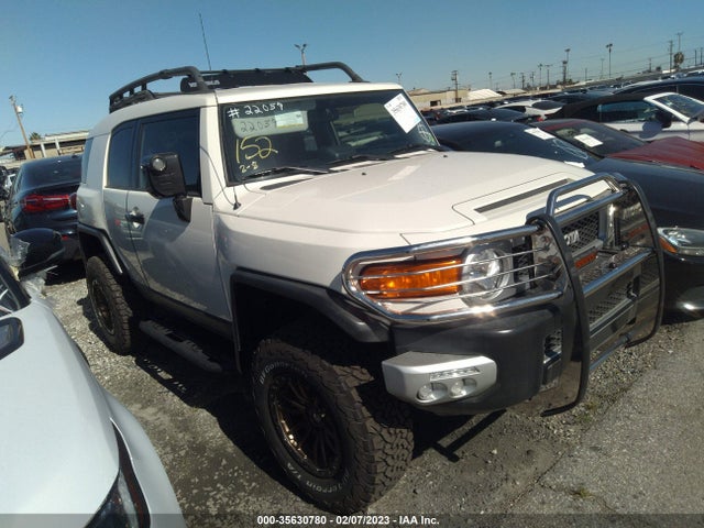 2014 Toyota FJ Cruiser, VIN: JTEBU4BF4EK178880