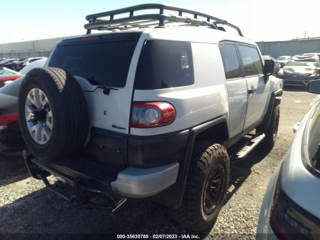 2014 Toyota FJ Cruiser, VIN: JTEBU4BF4EK178880