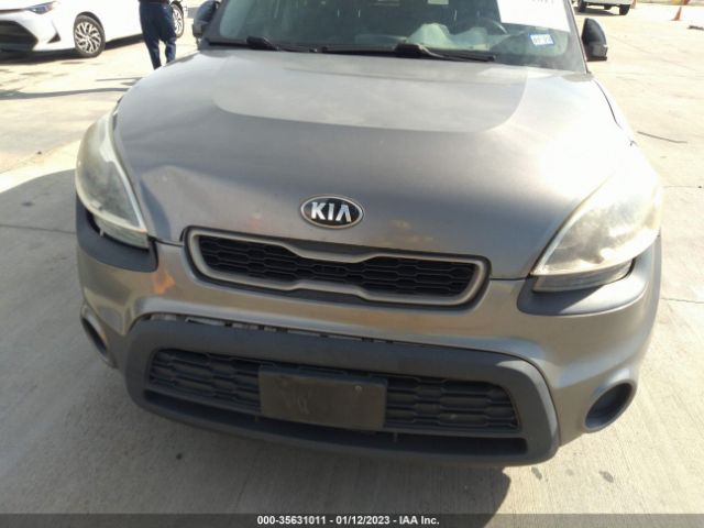 KNDJT2A57D7616373 KIA Soul Base