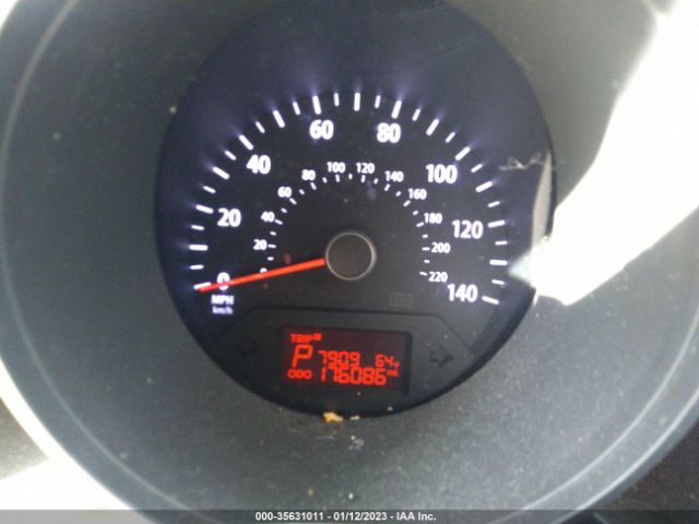 KNDJT2A57D7616373 KIA Soul Base