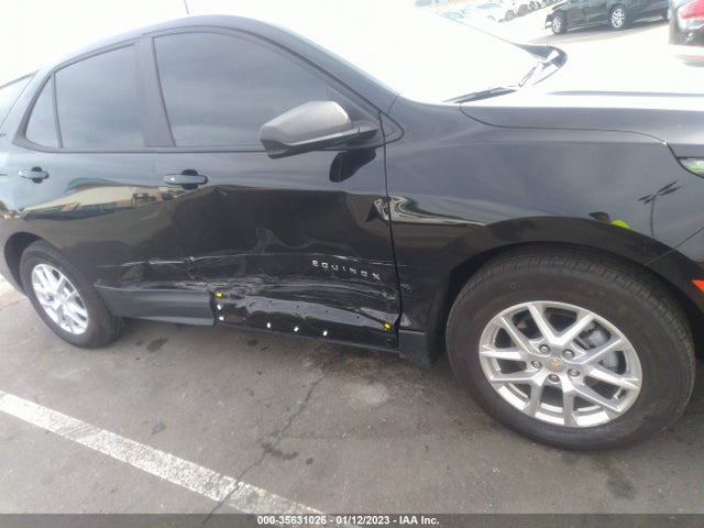 Продажа на аукционе авто 2022 Chevrolet Equinox Ls, vin: 2GNAXHEV9N6135082, номер лота: 35631026