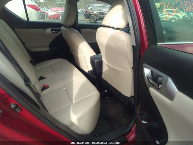 Lexus CT 200H 2012 JTHKD5BH5C2086071 Image 8