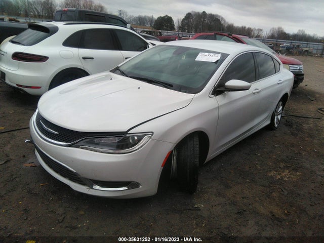 Chrysler 200 Limited 2015 1C3CCCAB8FN652032 Image 2
