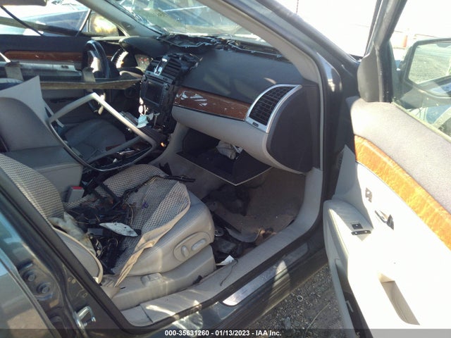 2008 CADILLAC SRX  AWD VIN: 1GYEE437380158037