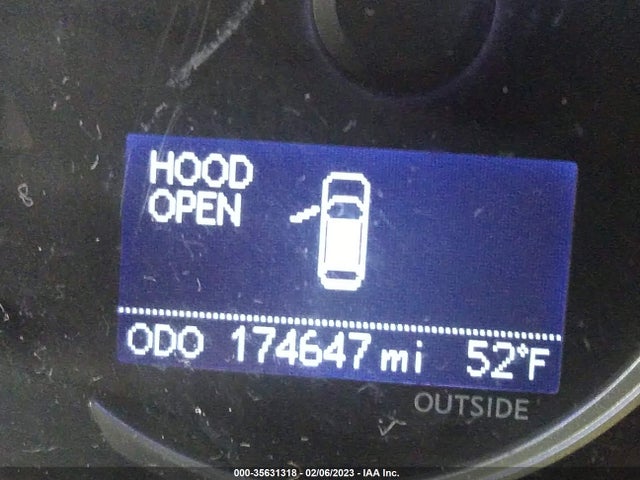 Lexus CT 200H 2012 JTHKD5BH4C2077636 Image 8