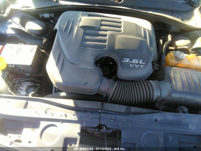 Chrysler 300 300c 2017 2C3CCAEG4HH566335 Image 10