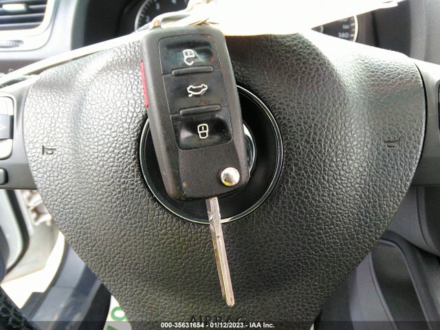 Volkswagen Eos 2010 WVWBA7AH4AV013521 Image 3