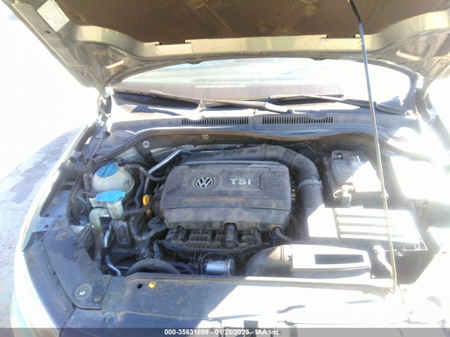 3VWL17AJ0GM335449 Volkswagen Jetta Sedan 1.8t Sel