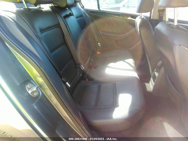 3VWL17AJ0GM335449 Volkswagen Jetta Sedan 1.8t Sel