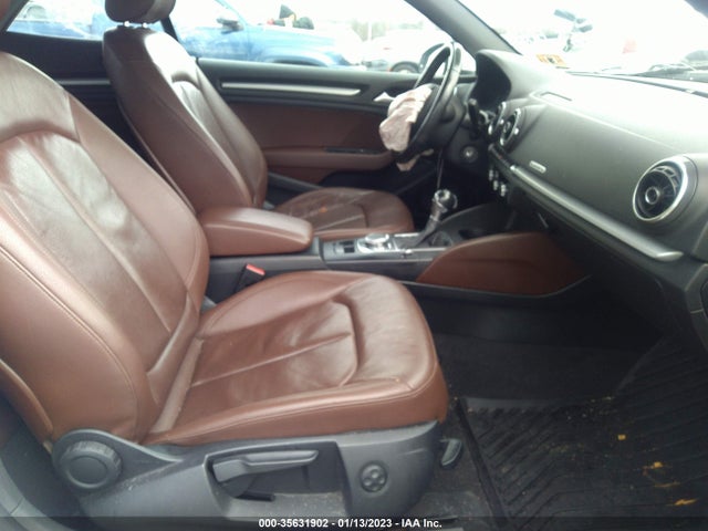 WAU7FLFF1F1105656 Audi A3