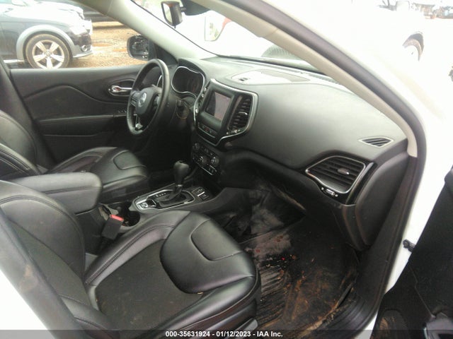 2021 Jeep Cherokee, VIN: 1C4PJLLB5MD195795