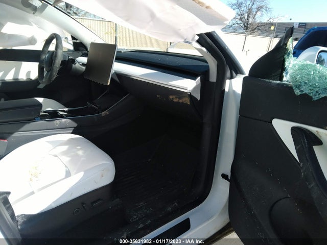 5YJYGDEE4MF090898 Tesla Model Y Long Range