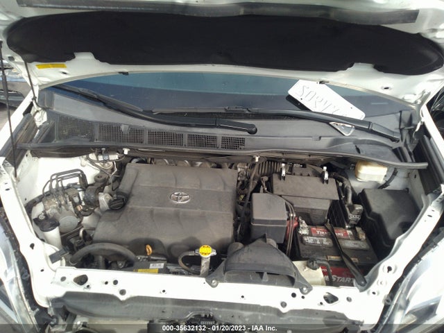2016 Toyota Sienna, VIN: 5TDYK3DC0GS741646