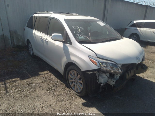 2016 Toyota Sienna, VIN: 5TDYK3DC0GS741646