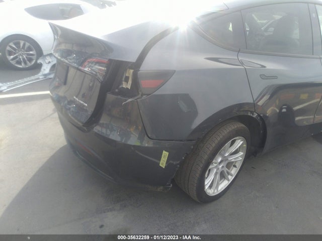 5YJYGDEE8MF119108 Tesla Model Y Long Range