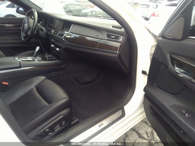 2015 BMW 7 Series, VIN: WBAYA6C52FD826969
