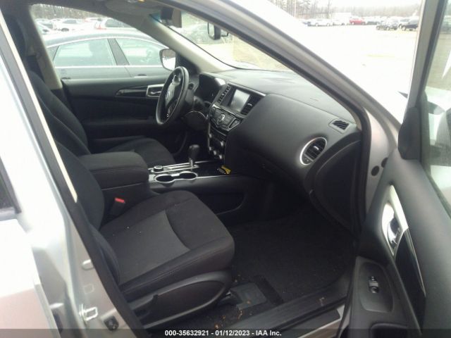 5N1DR2MMXHC900670 Nissan Pathfinder Sv