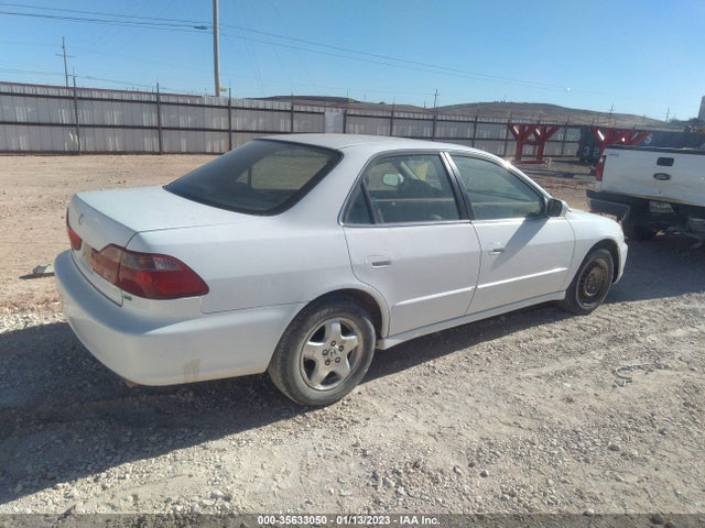 1998 HONDA ACCORD SDN EX VIN: 1HGCG1653WA014822