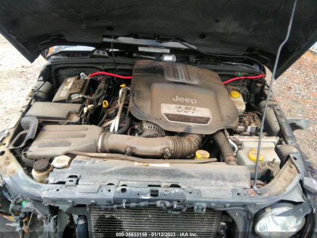 1C4BJWEG3CL236837 Jeep Wrangler Unlimited Sahara