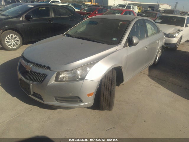 Chevrolet Cruze 1lt 2014 1G1PC5SBXE7456483 Image 2