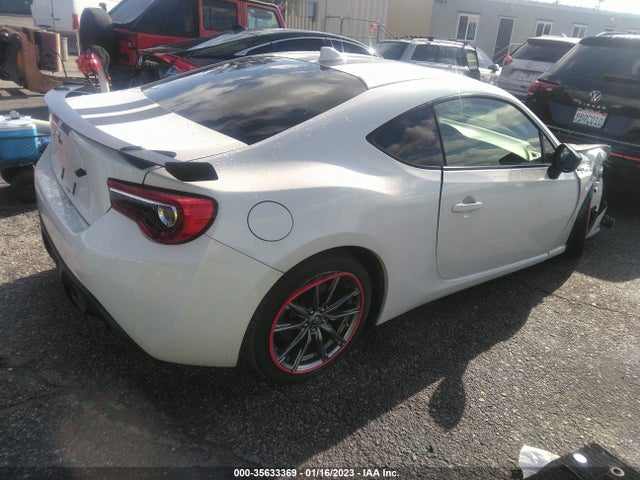 2017 Toyota 86, VIN: JF1ZNAA1XH8708555