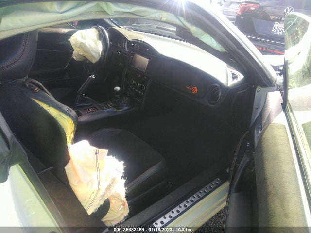 2017 Toyota 86, VIN: JF1ZNAA1XH8708555
