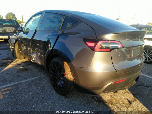 Tesla Model Y Performance 2023 7SAYGDEF6PF635757 Image 3