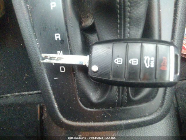 3KPA24AB9KE226652 KIA RIO S