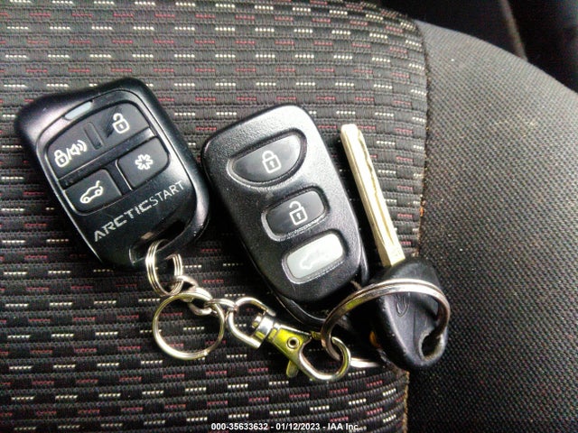 2010 HYUNDAI ELANTRA TOURING GLS VIN: KMHDB8AE3AU054161